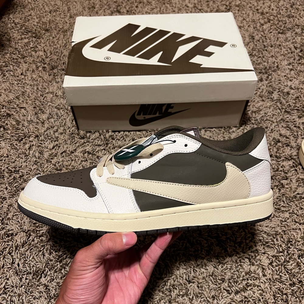 Jordan 1 Low Travis Scott Reverse Mocha